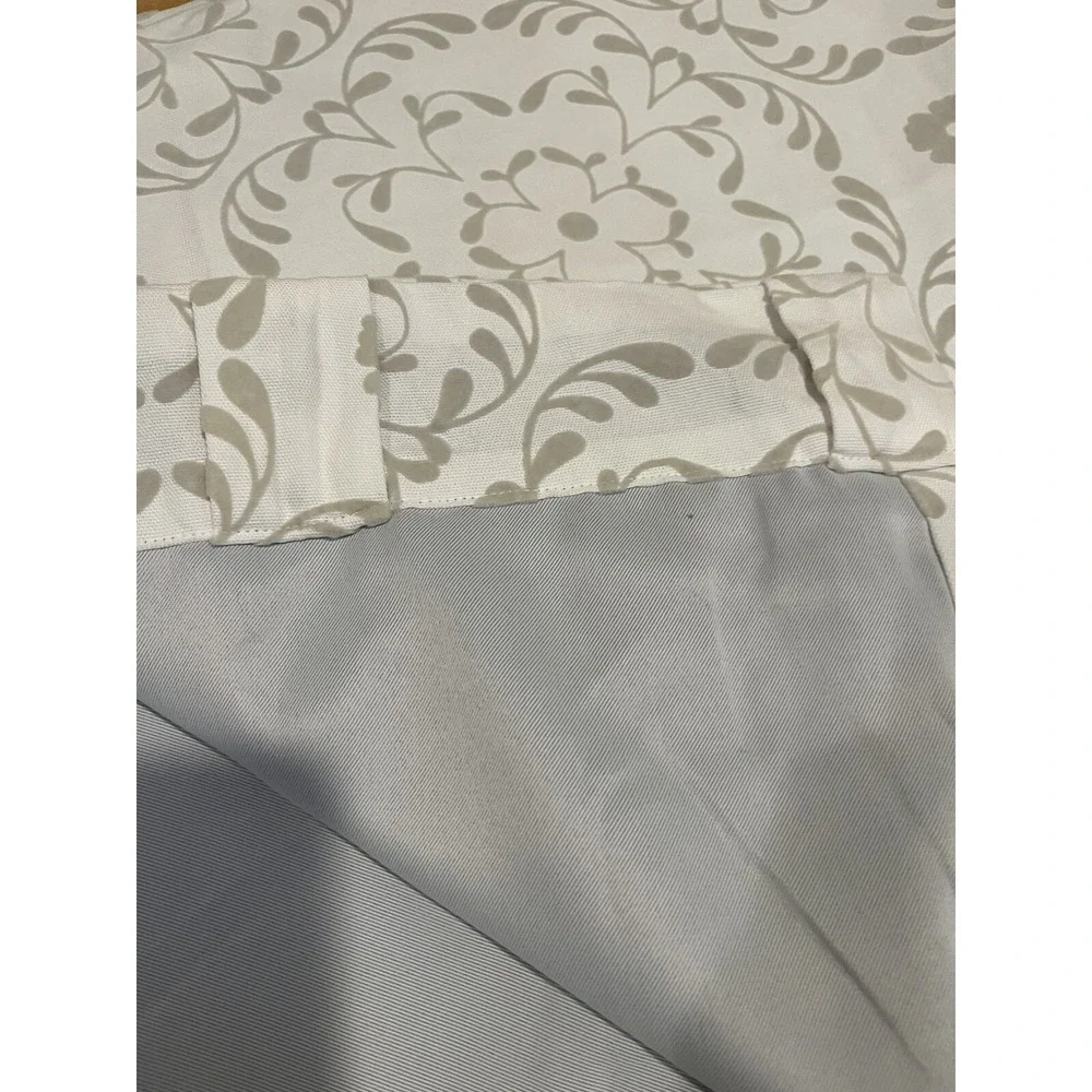 2 Pottery Barn‎ Kids Circle Floral Leaf White Tan Blackout Curtain Panel 44x84